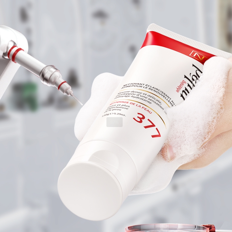Nulad Platinum Sculpting Whitening Facial Cleanser